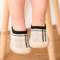 Tollder Anti-Rutsch-Socken mit weichem Gummiboden Benutzerdefinierte rutschfeste Sockenschuhe Baby